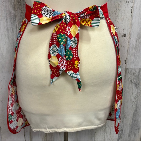 Vintage Handmade Half Apron - Picture 4 of 5